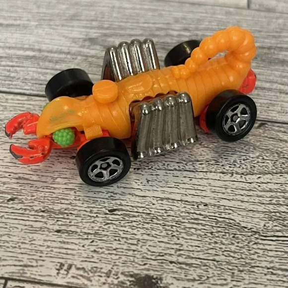 1985 Mattel Hot Wheels Scorpion Orange Diecast Car/ Vehicle - Picture 3 of 7